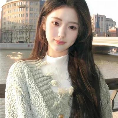 敦君与女朋友
